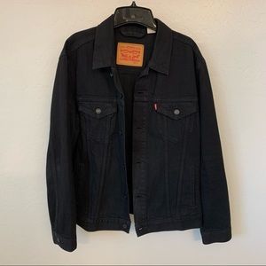 Men’s Black Levi’s Jean Jacket